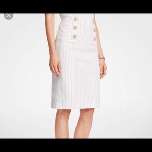 Banana Republic White skirt